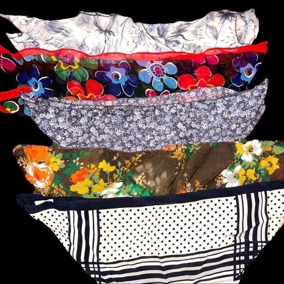 New! 5 piece neck scarfs bundle! - Picture 1 of 7